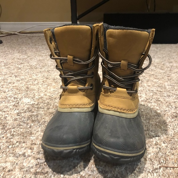 Sorel Waterproof Women’s Boots - Picture 5 of 5